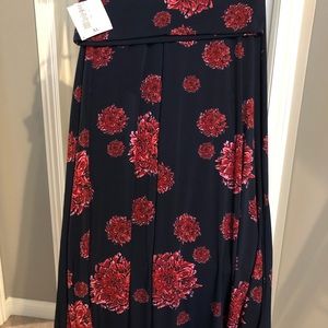 Lularoe Maxi Skirt XL Navy/Burgundy Floral (NWT)